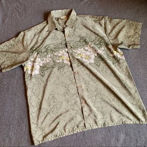 🚨Island Tropics XL Hawaian Green Short Sleeve🚨
